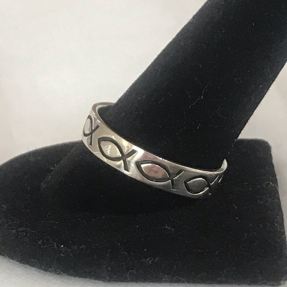 925 sterling silver ichthys fish Christian faith band ring. Size 12.5 - Picture 5 of 6